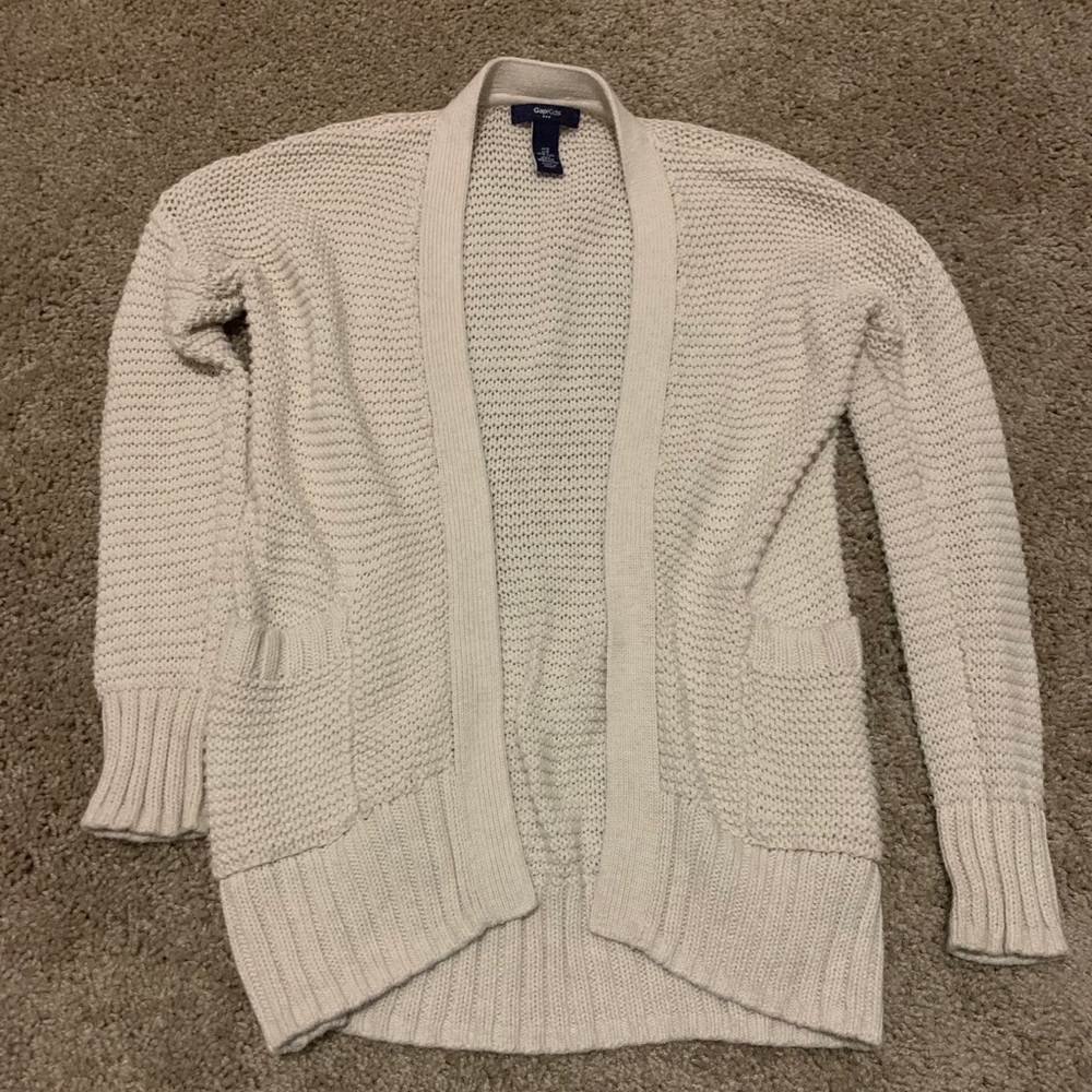 Gap kids beige cable knit cardigan sweater